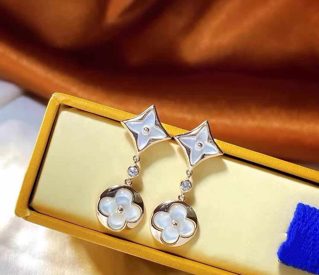 Louis Vuitton Gold Flower Earrings